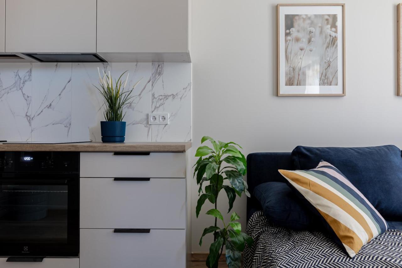 Amber Apartment Free Parking - Self Check in 1