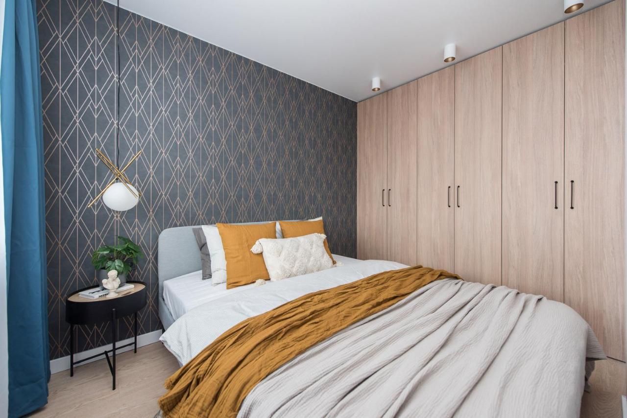 Near Gates of Dawn / Modern 1 Bedroom / W/Netflix 1