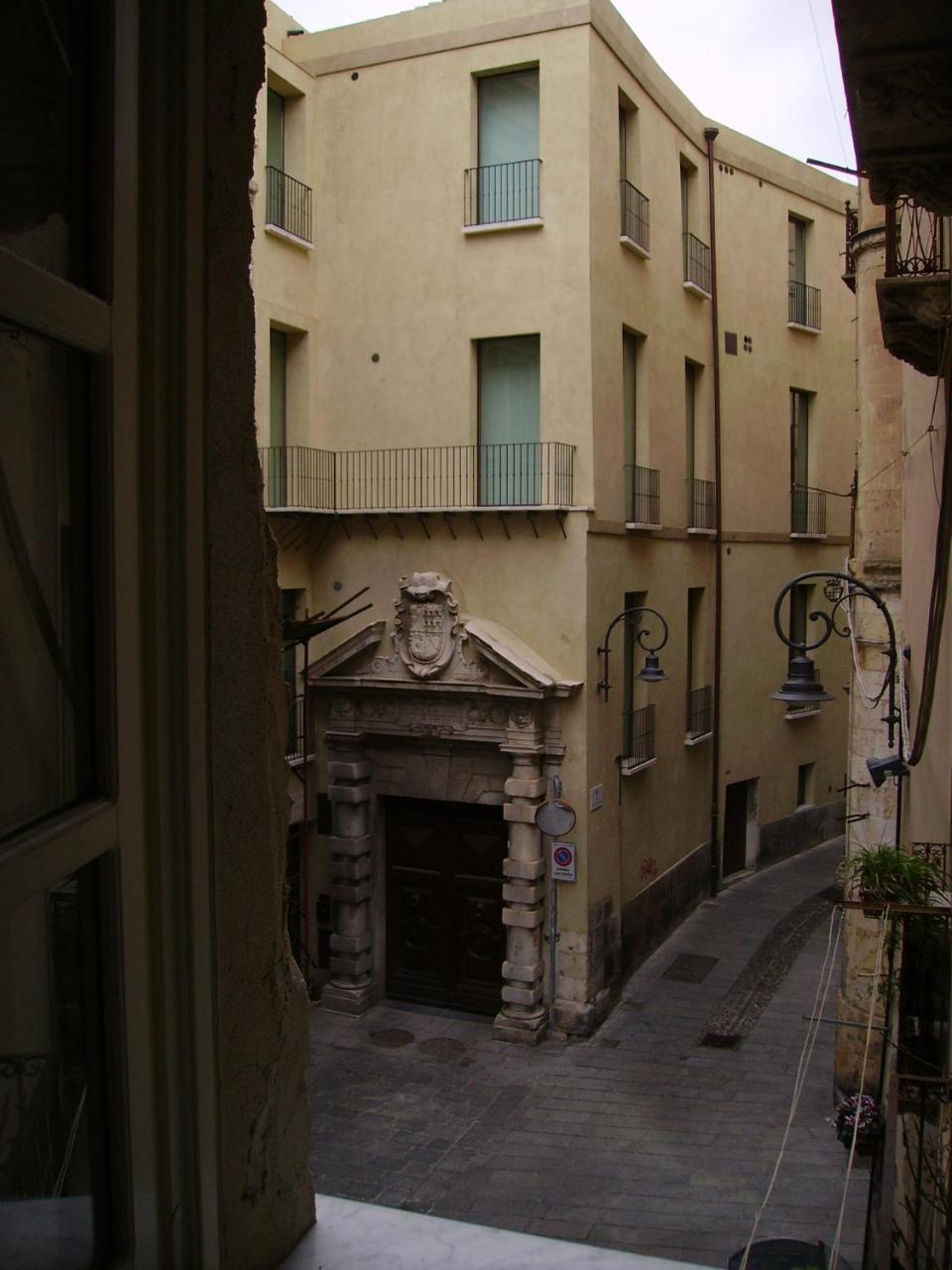 Cmh Castello Suites 1