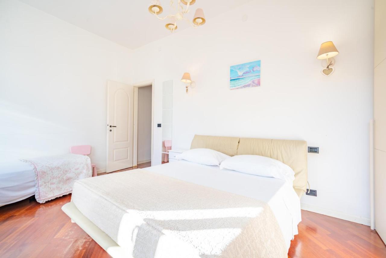 Perle Gemelle in Marina 1