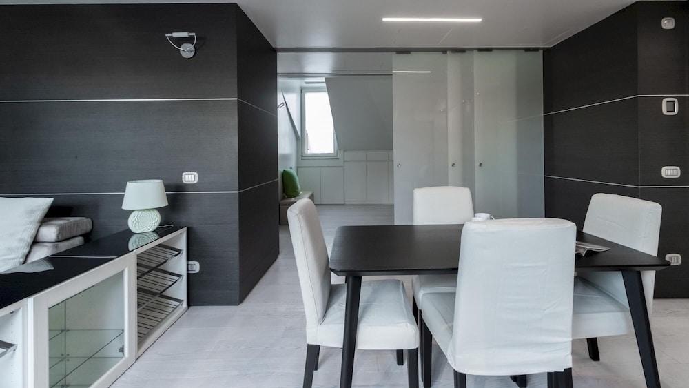 Italianway - Corso Venezia 7 - Traviata 1