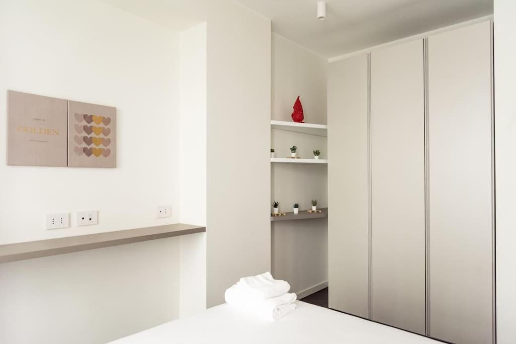 Youhosty - Medici 5 1