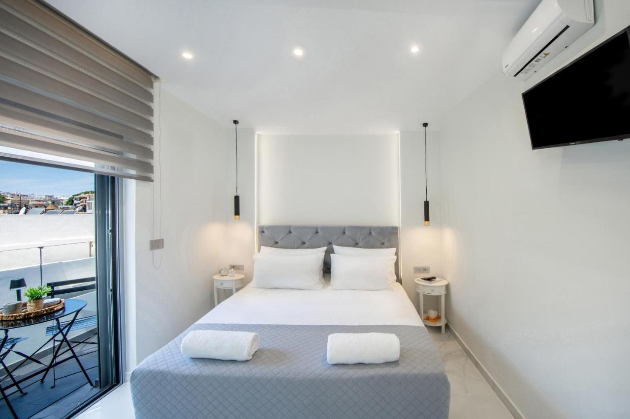 Rhodes Center Luxury Suite 1