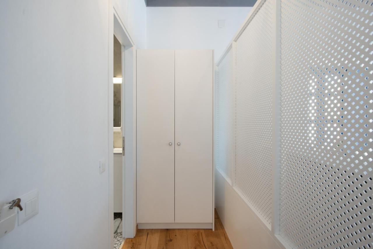 Porto Harani Seaside Apartments 1