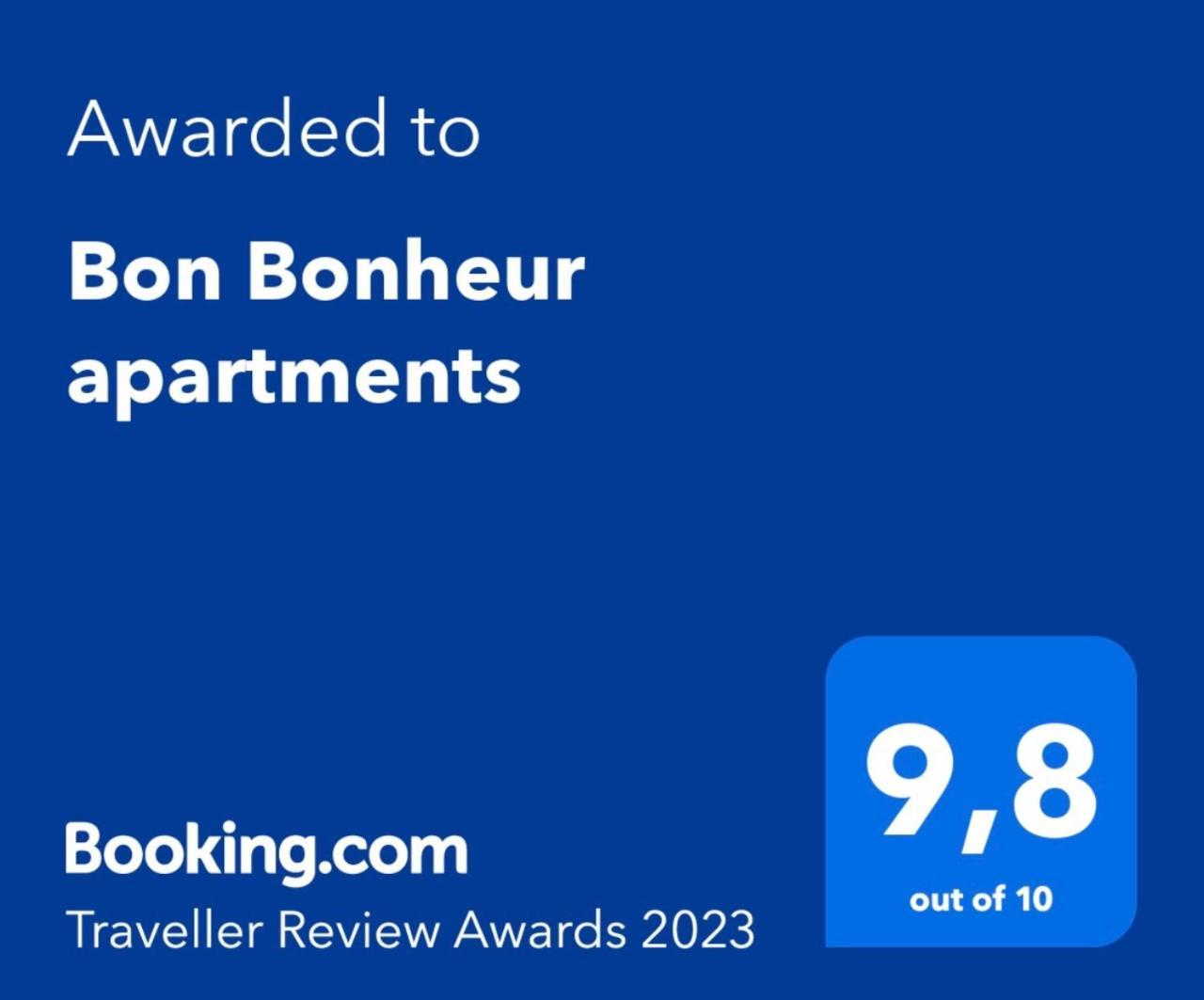 Bon Bonheur Apartments (Adults Only)