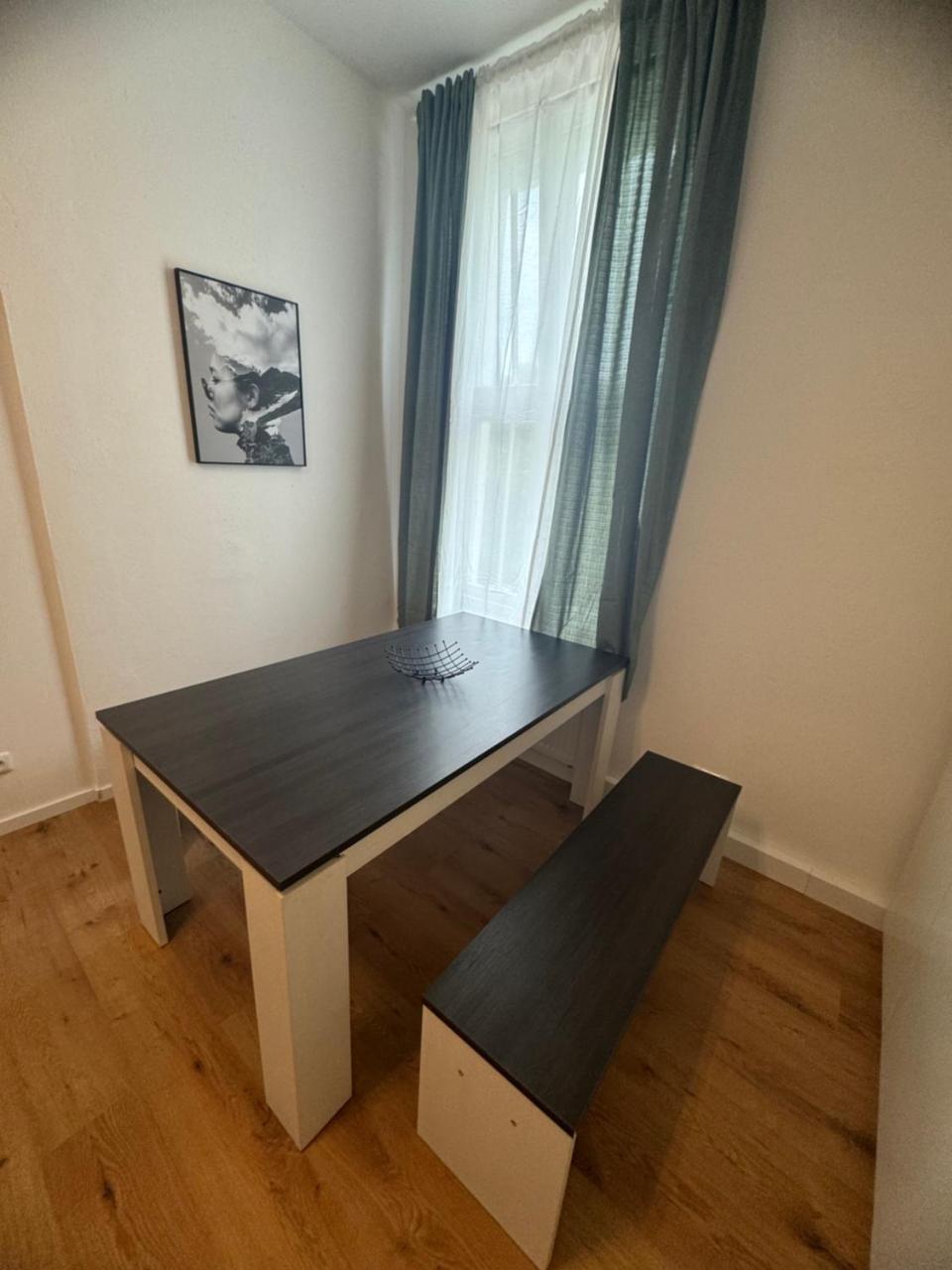 6 Zimmer Wohnung 1