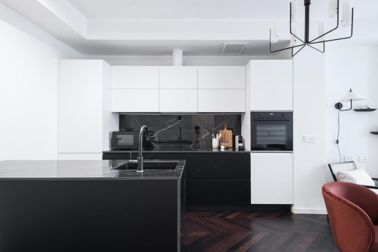 Easylife - SPA E Terrazza a Pochi Passi Dal Duomo 1