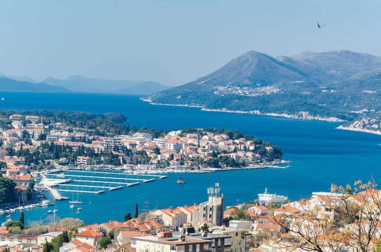 Sunny Rooms (Adults Only)