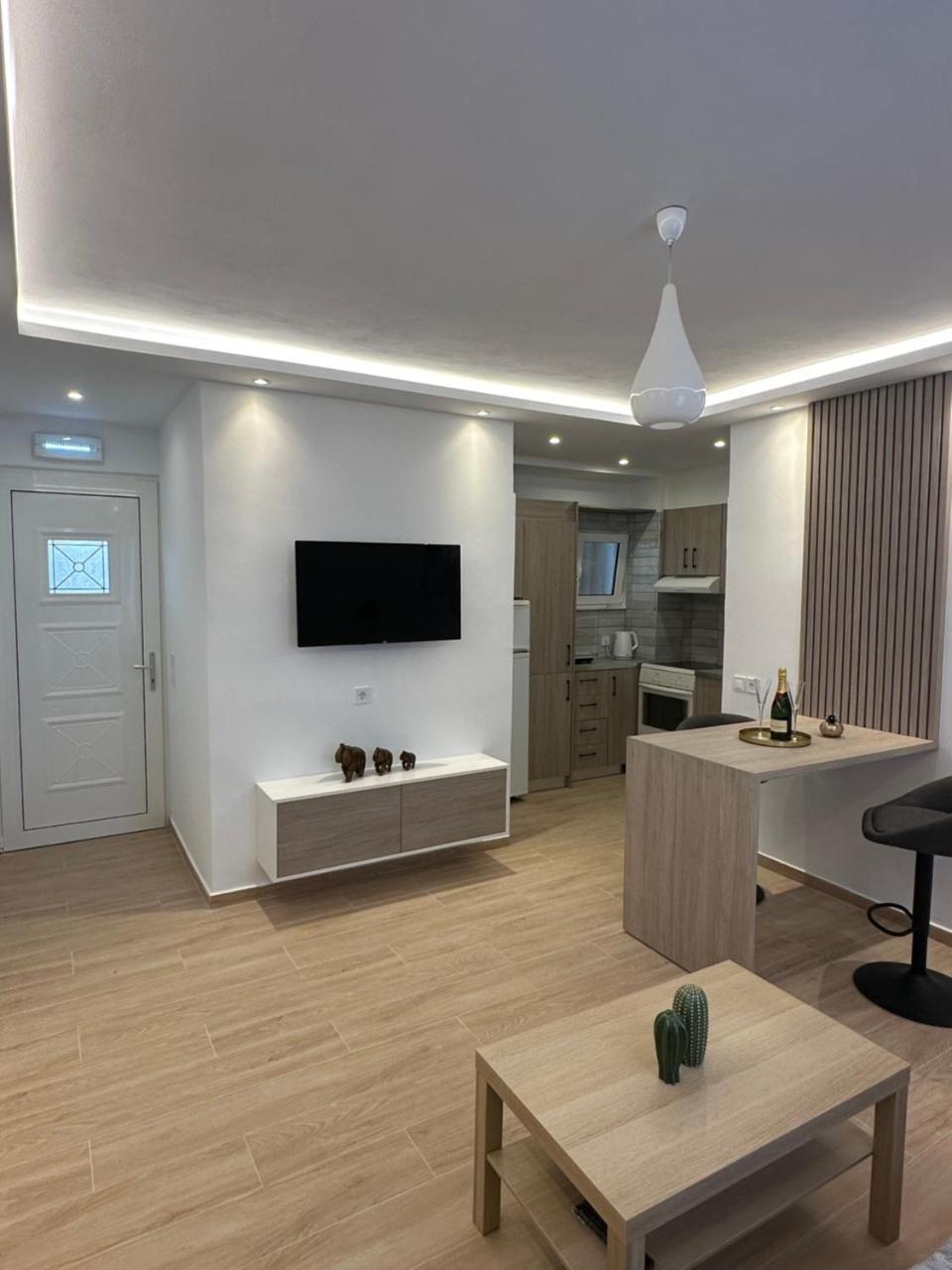 Hella Apartment (Adults Only) 2