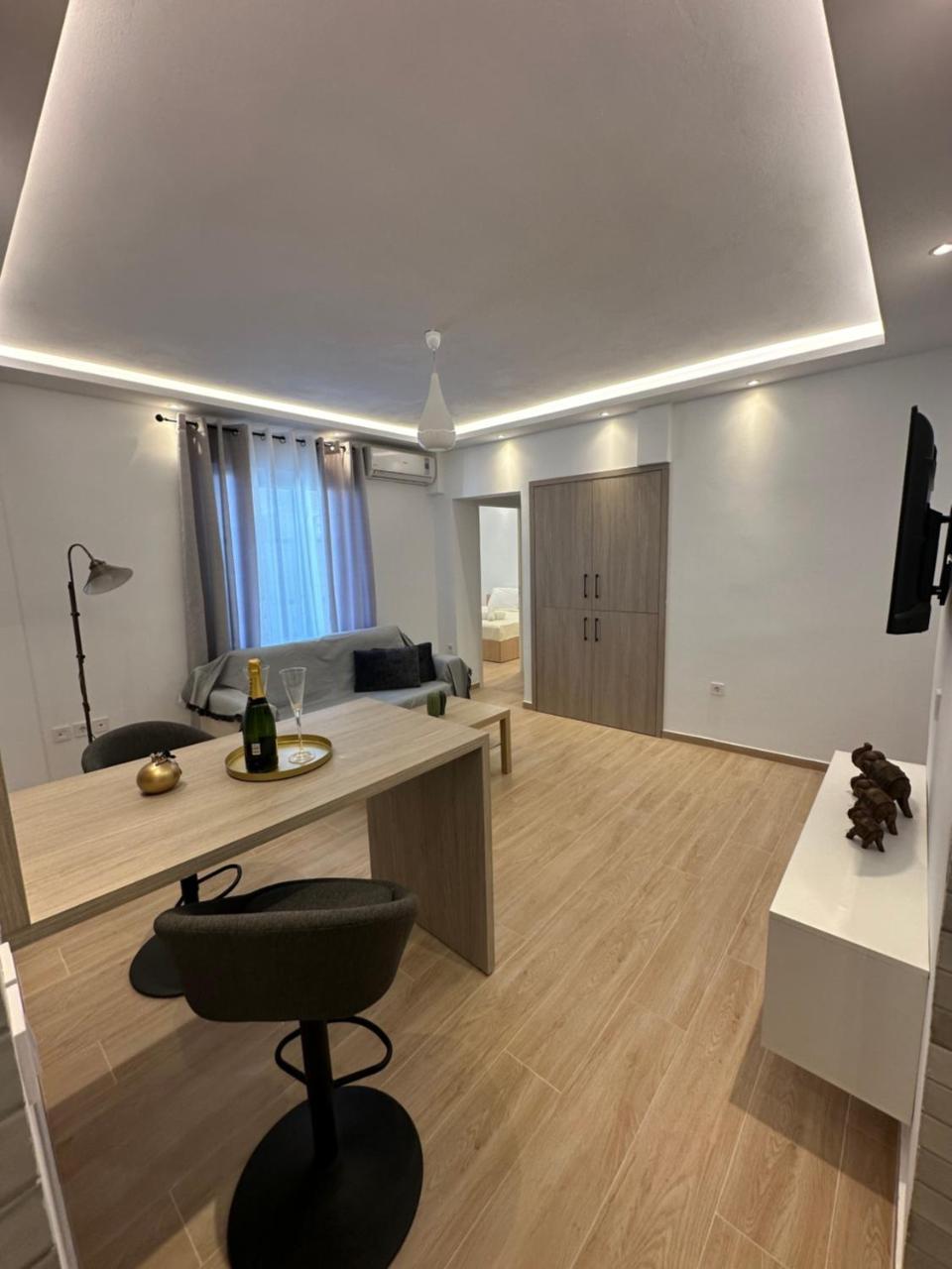 Hella Apartment (Adults Only) 1