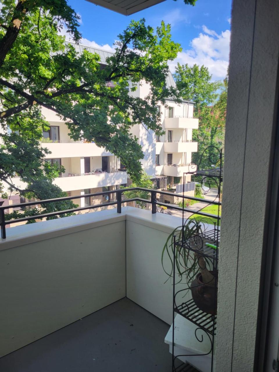 Theoak Suite-Englischer Garten 2 Zimmer Apartment Ruhig & Privat Parking 1
