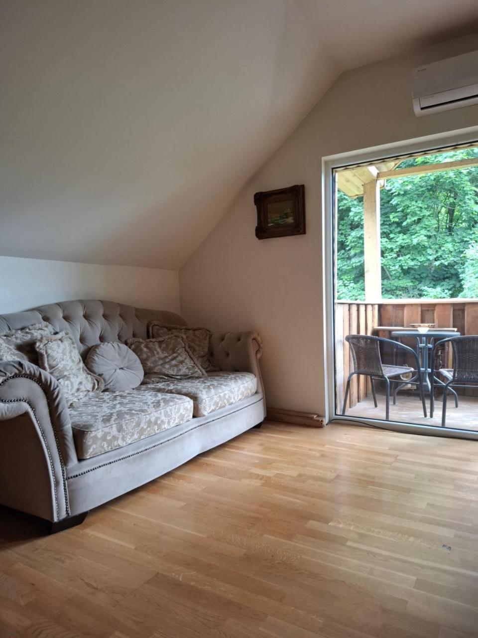 Apartment Near the Old Town 1