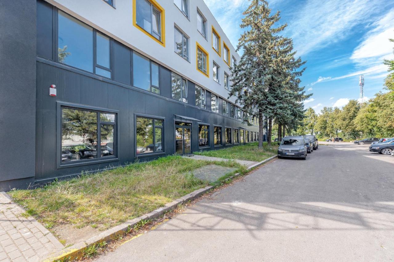 P-One Apartments - Self Check-In 1