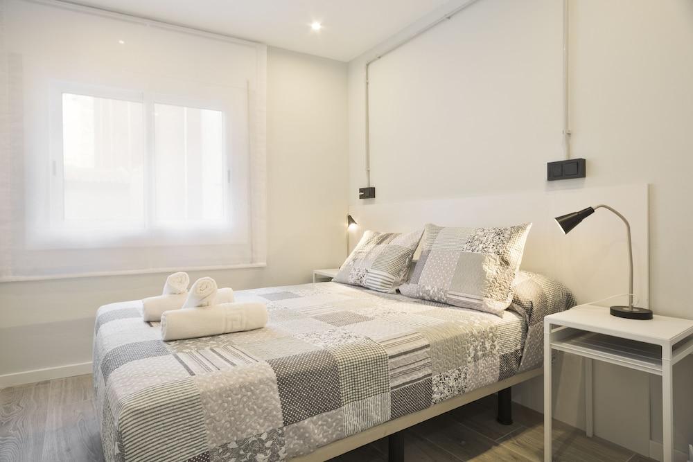 Stay U-Nique Apartment Llobregat 1