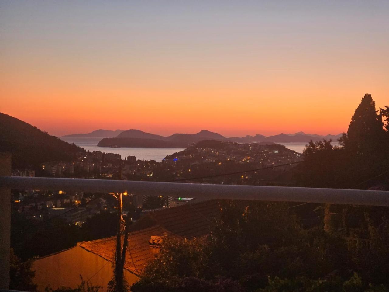 Alto Ver Rooms (Adults Only) 1