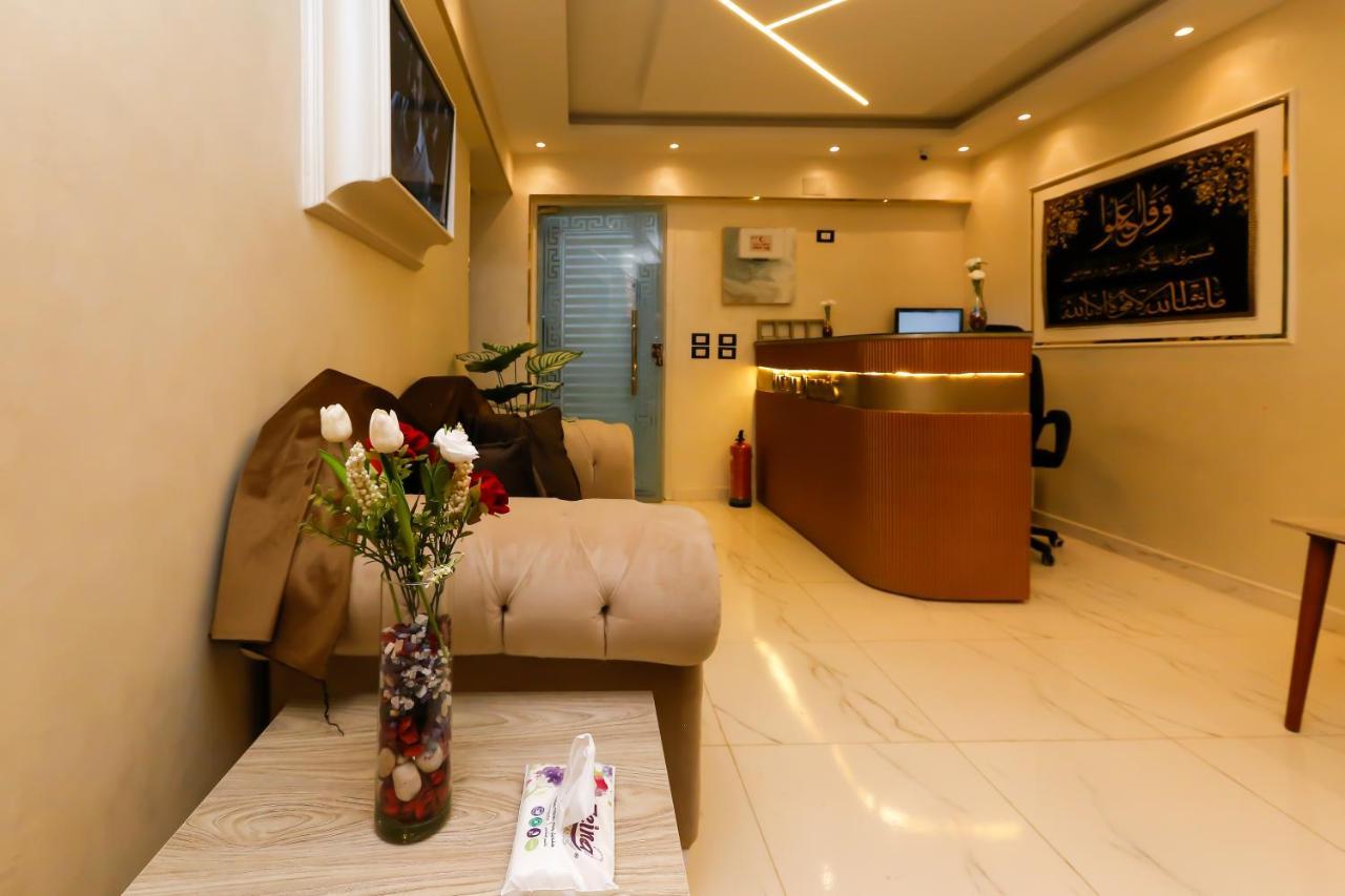 Horizon Pyramid View Inn 1