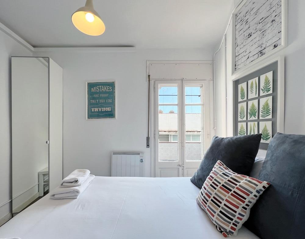 Stay U-Nique Apartment Legalitat 1