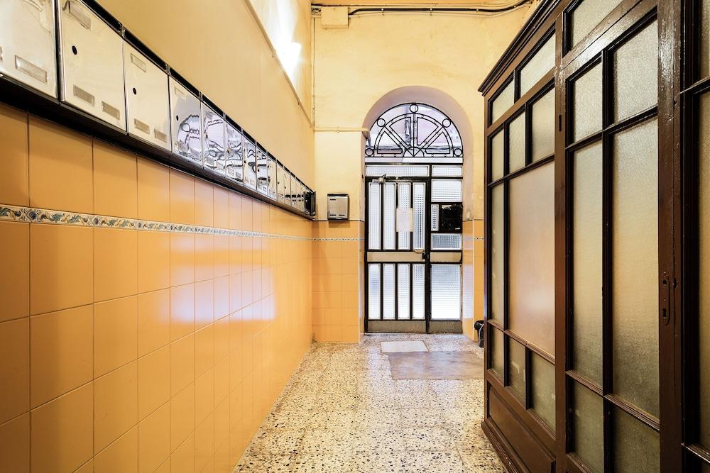 Stay U-Nique Apartments Carretes