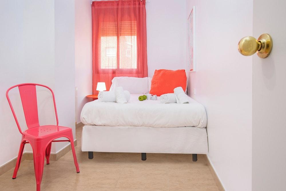 Stay U-Nique Apartments Ricart 2