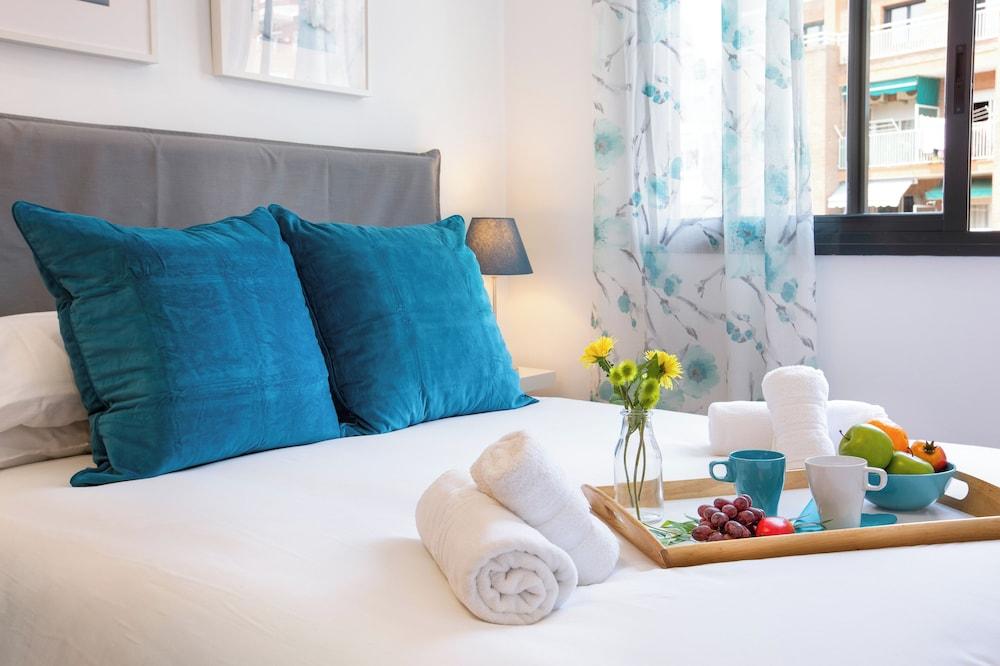 Stay U-Nique Apartments Ricart 1