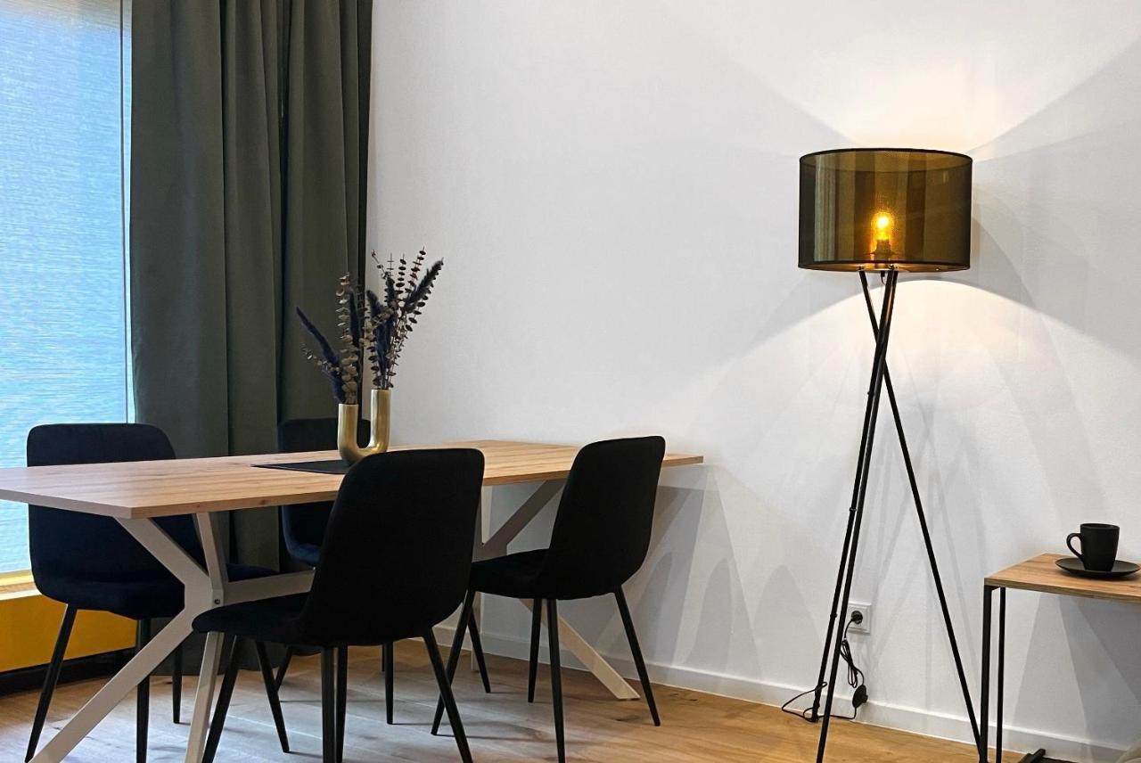 Leni Living - Klein! Fein! Dein! 1