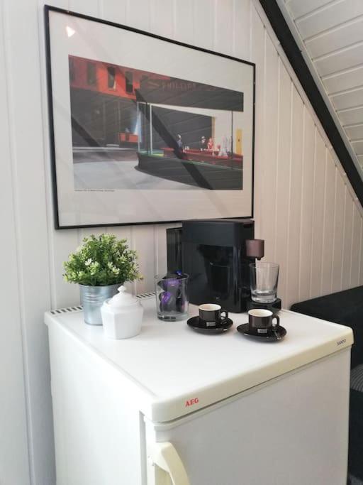 Modern Eingerichtetes Zimmer (Adults Only) 2