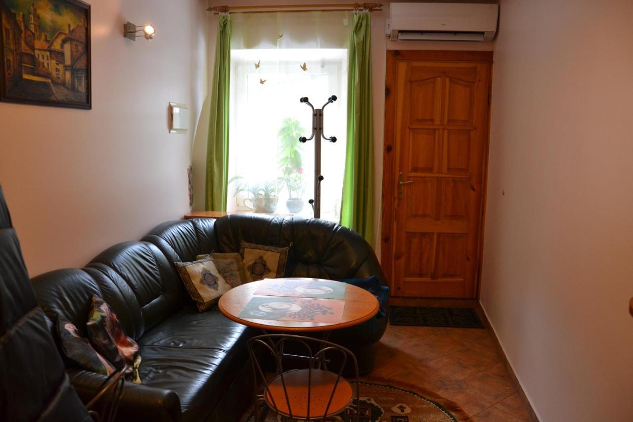 Danarent Apartment 2