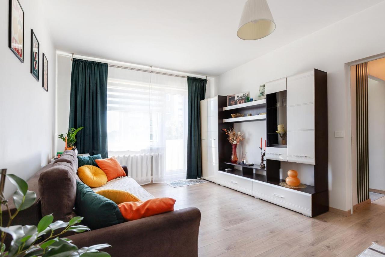 Spirit of 70s Apartment