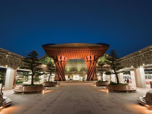 Smile Hotel Premium Kanazawa Higashiguchi Ekimae 2
