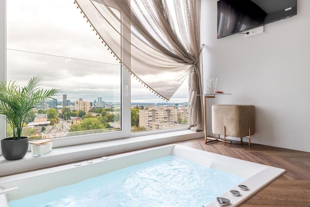 Vega - Whirlpool - Self Checkin