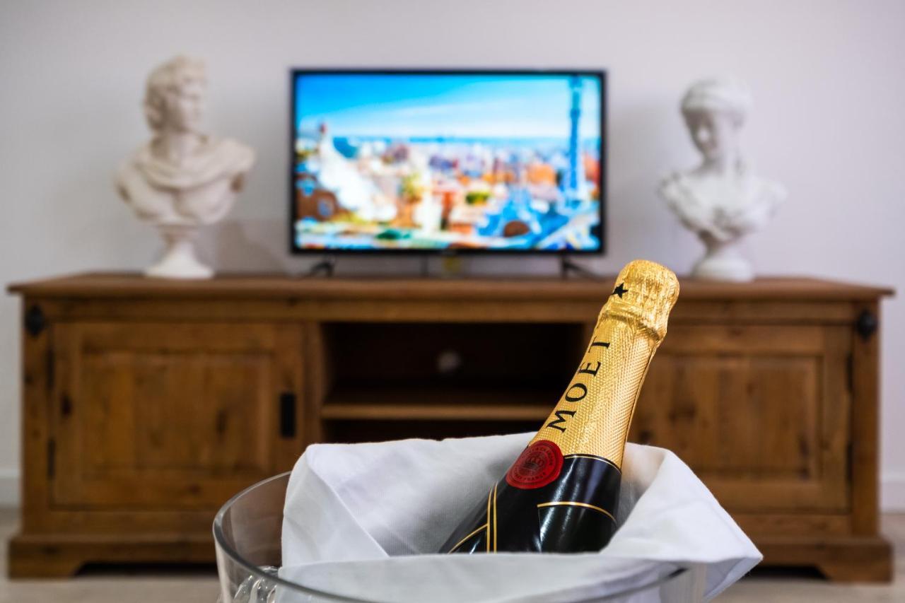 Lux Apartments Barcelona 1