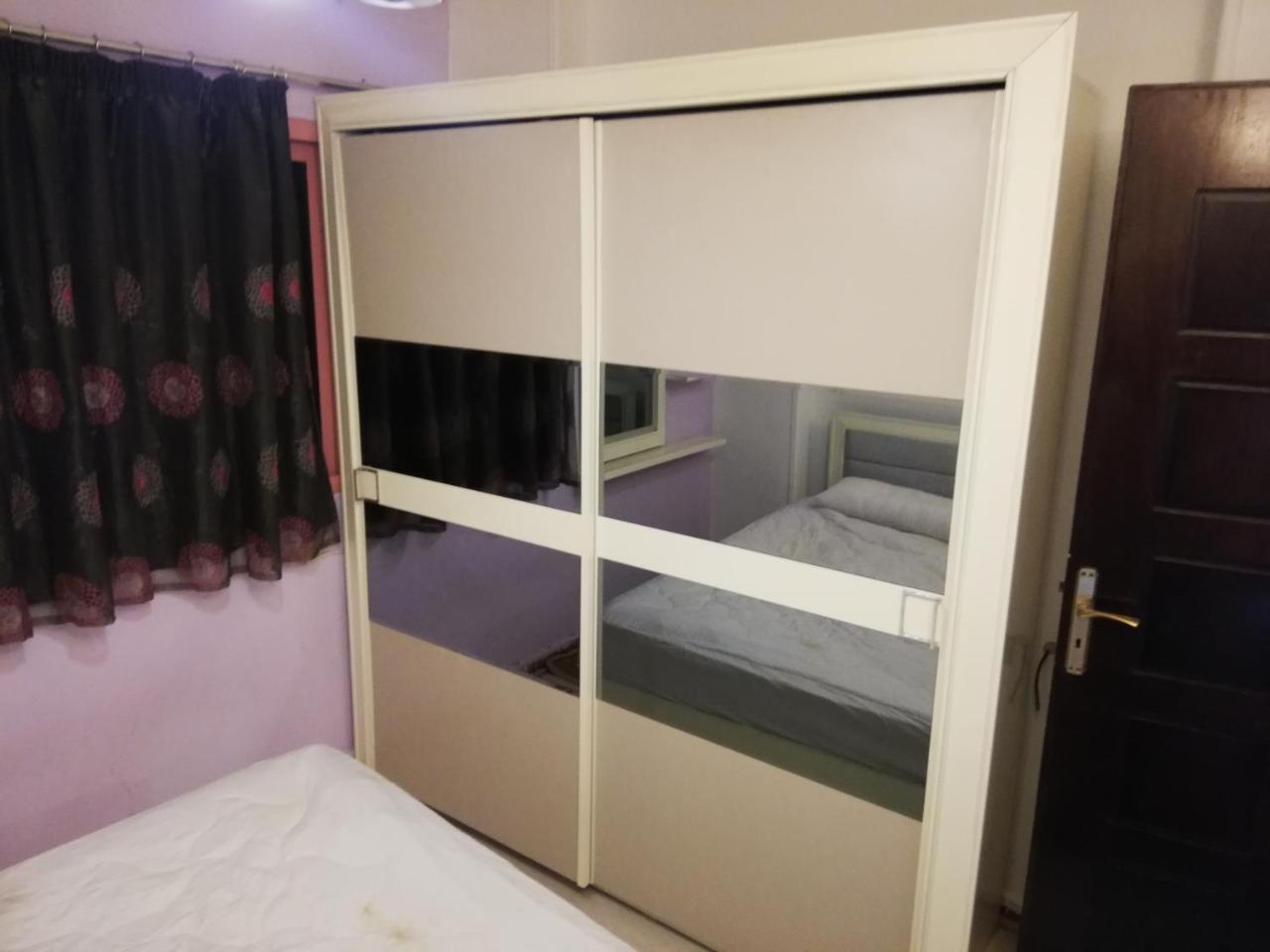 Manial Cairo شقه فرش مودرن 145متر علي شارع المنيل الرئيسي جزيرة المنيل الروضة قريبه جدا من النيل 2