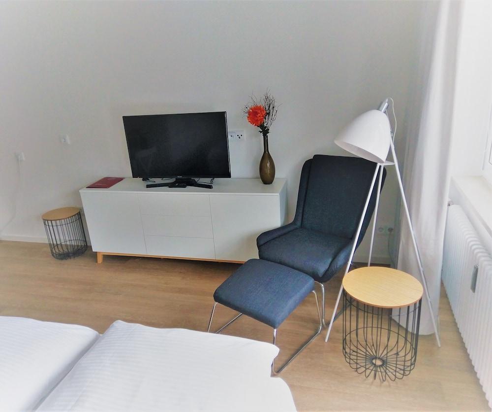 Frederics Munchen City Olympiapark