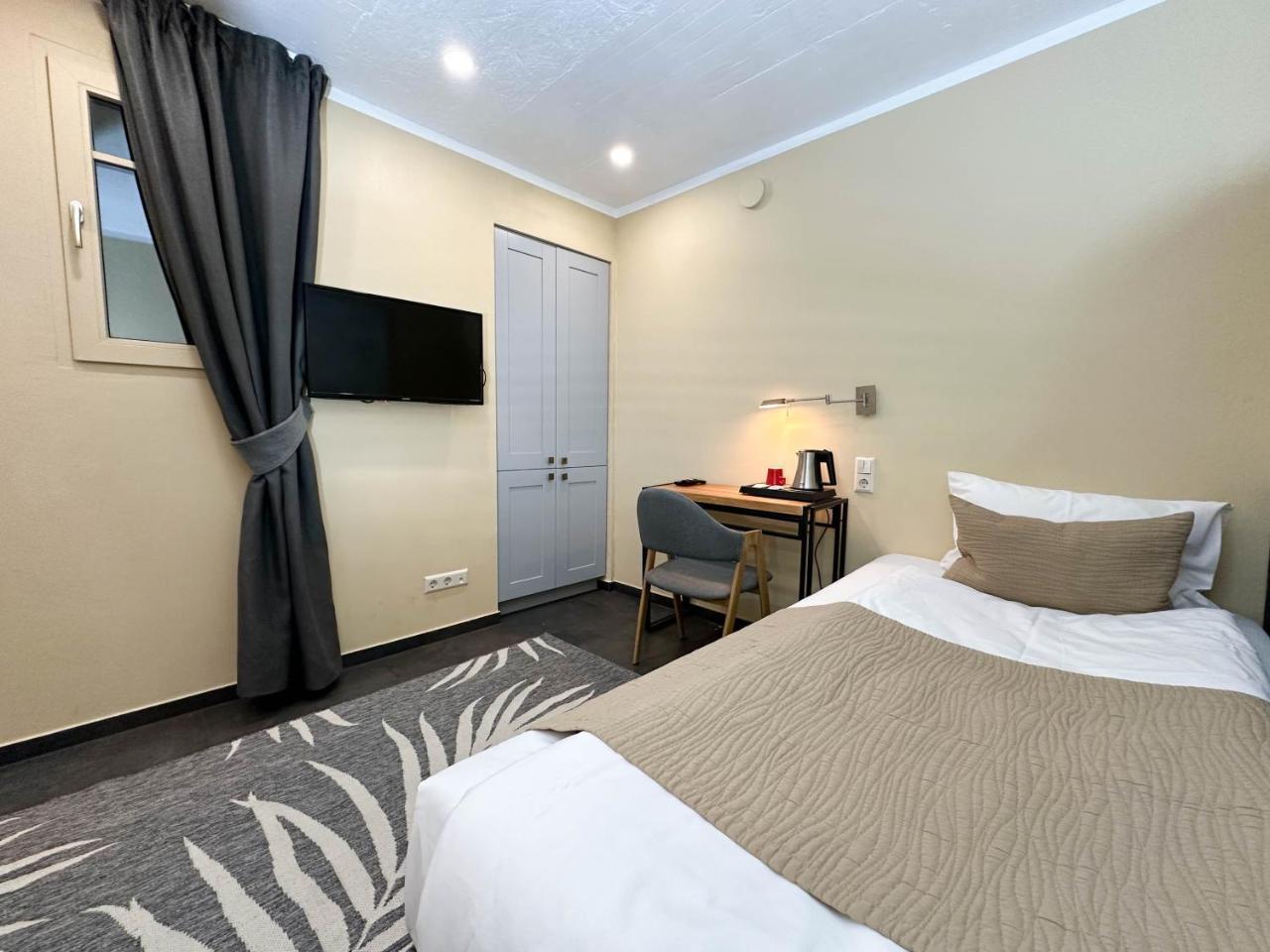 New Town Home 1 (Adults Only)