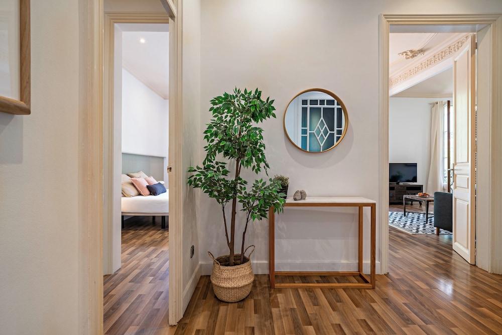 Habitat Apartments Barcelona Balconies 1