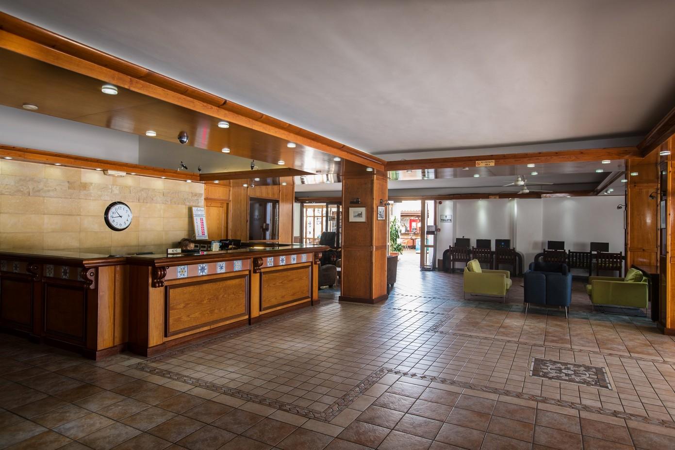 Anthea Hotel Apartments 2