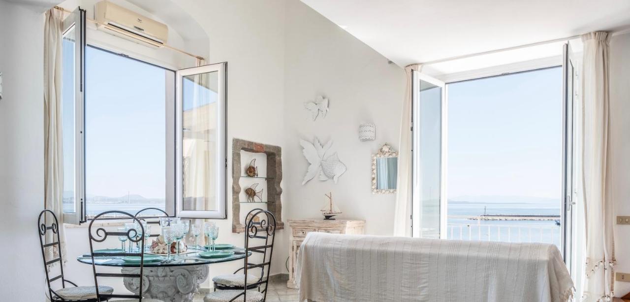 ⭑ ⭑ ⭑ ⭑ ⭑ Jewel on the Seafront Promenade 1