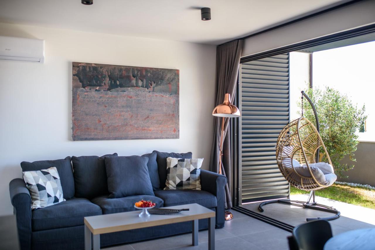 Grey Nest by Duhomes 1