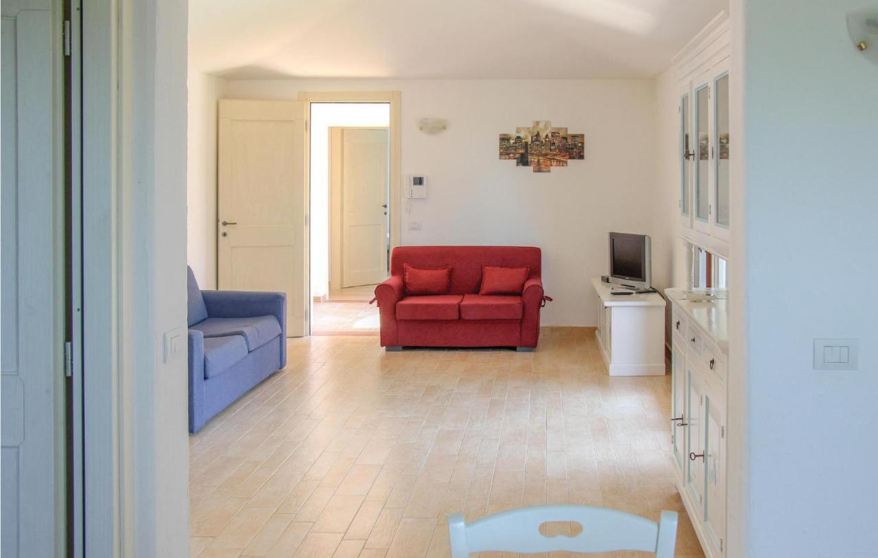 Rei Sole Uni 6 Pool 2