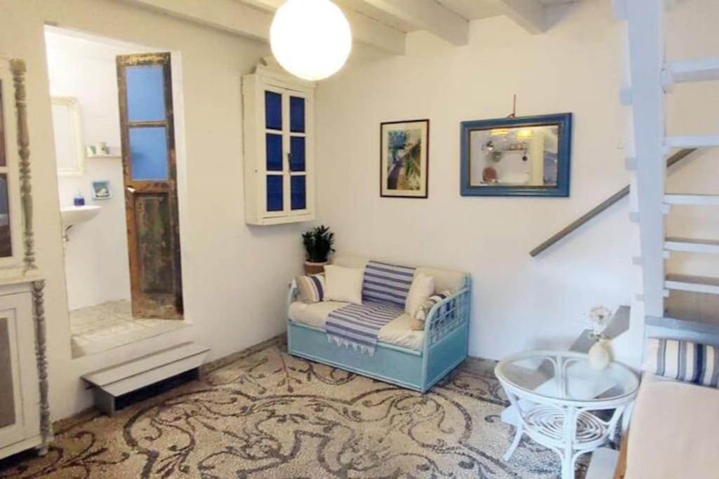 Town House Near Old Town with Rooftop Jacuzzi 1