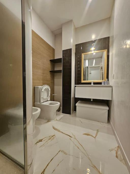 Covent Garden Apartment 1