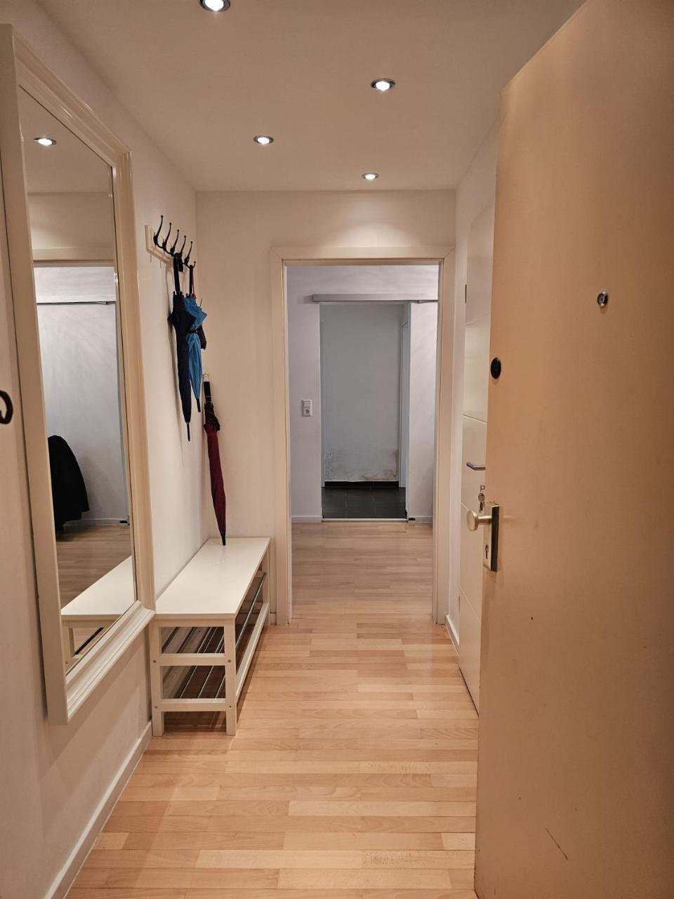 Oez 3 Zimmer Wohnung 1