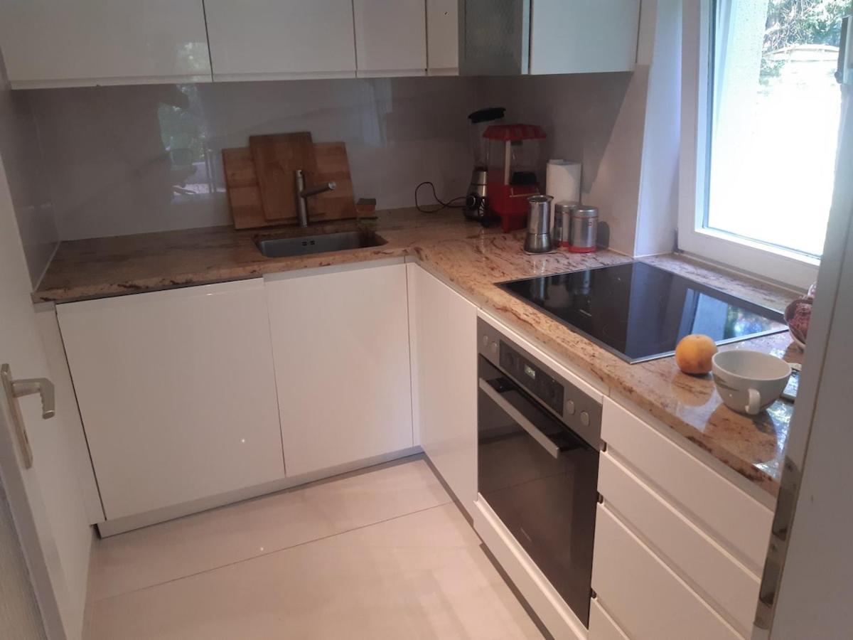 Sunny Garden Flat in Munich (Adults Only) 1