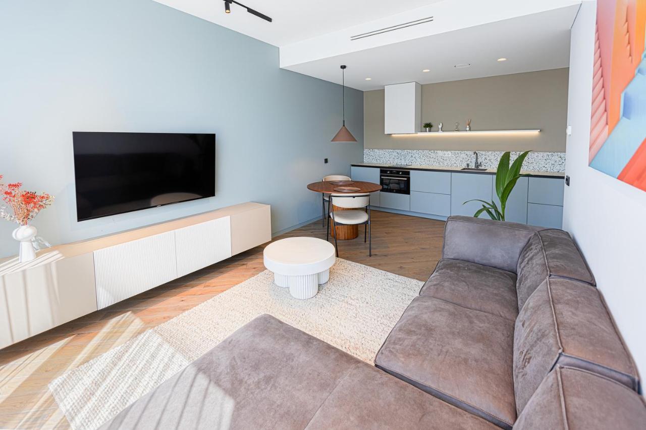 Brand New Central Panorama (Self Check-In) 1