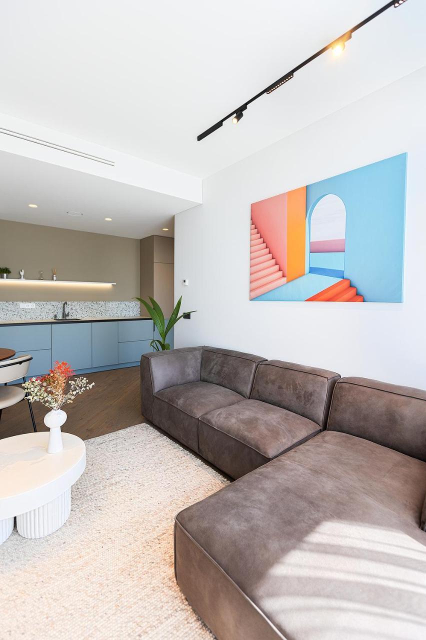 Brand New Central Panorama (Self Check-In) 2