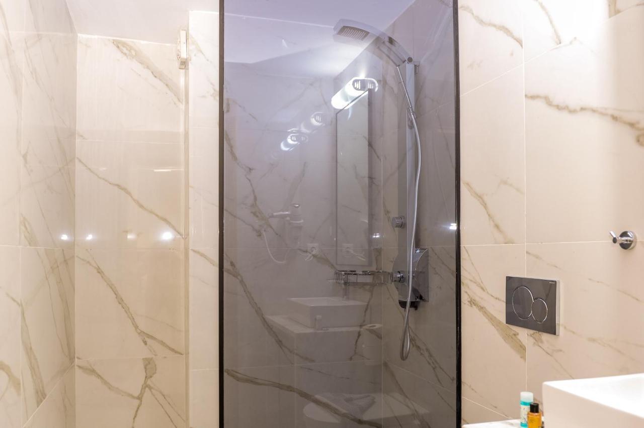 Island Dreams Rooms & Suites 2