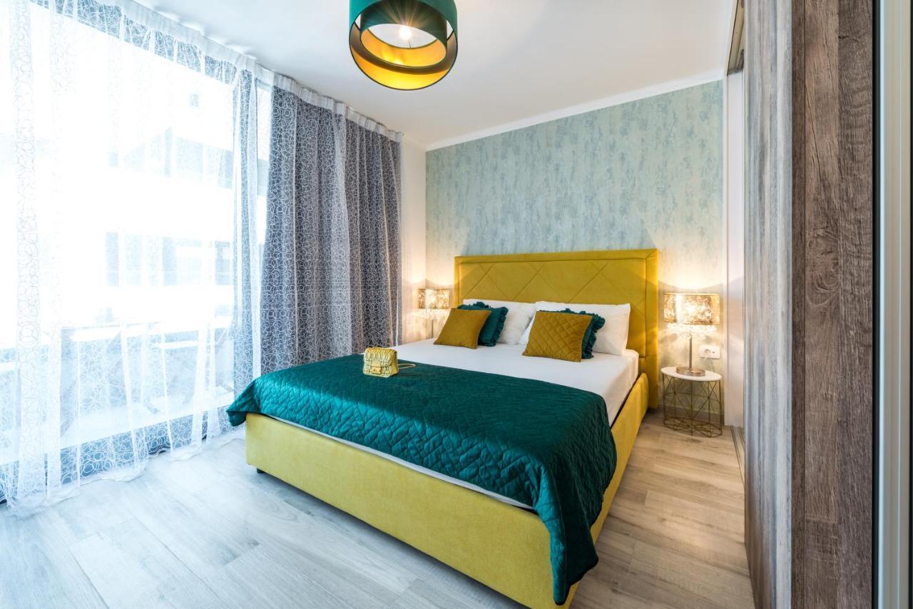 Royal Luxuria Modern Studio (Adults Only) 2