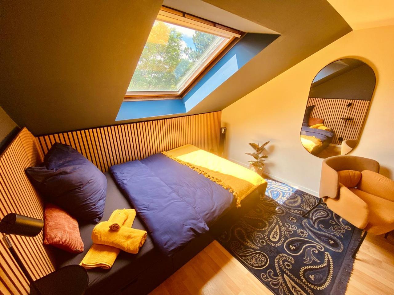 Modernes Ruhiges Zimmer Mit Ausblick Ins Grune (Adults Only) 1