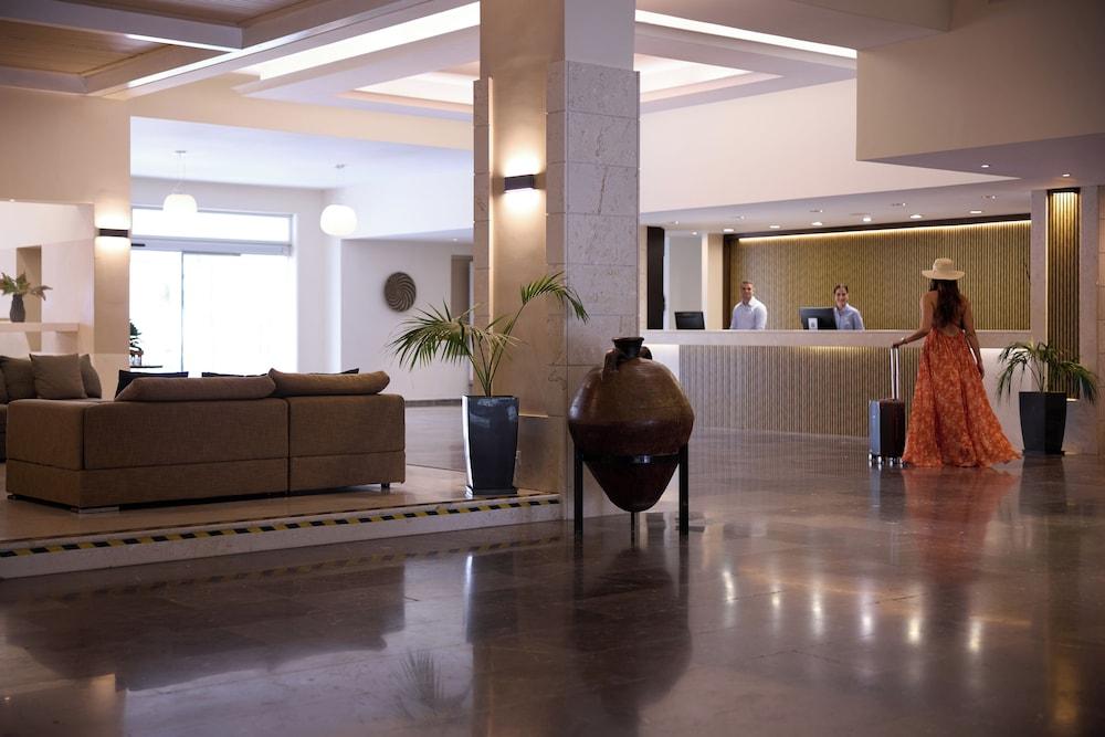 Blue Bay Beach Resort 2