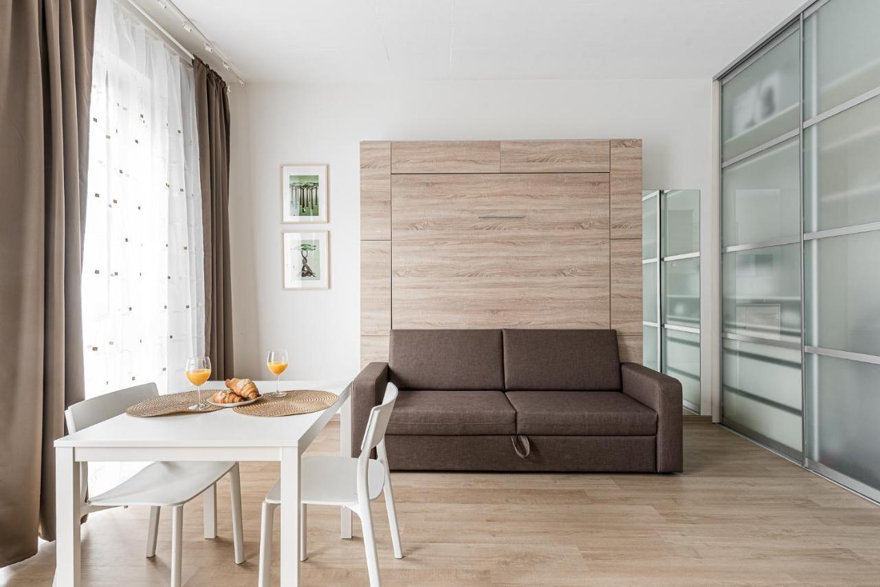 City Center Studio, 24 2